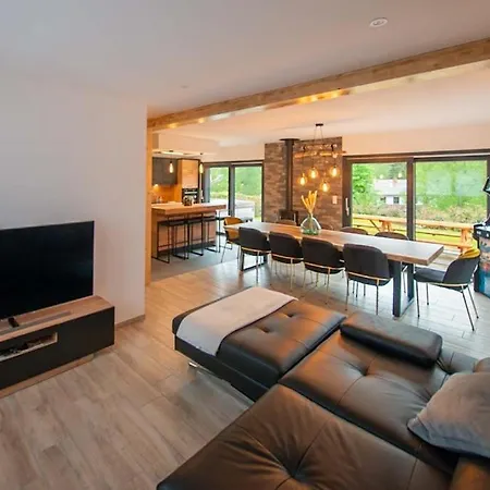 Le Chalet De Maeva 10 Pers, Jacuzzi And Terrace Horská chata *