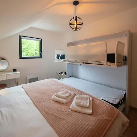 Le Chalet De Maeva 10 Pers, Jacuzzi And Terrace Horská chata *